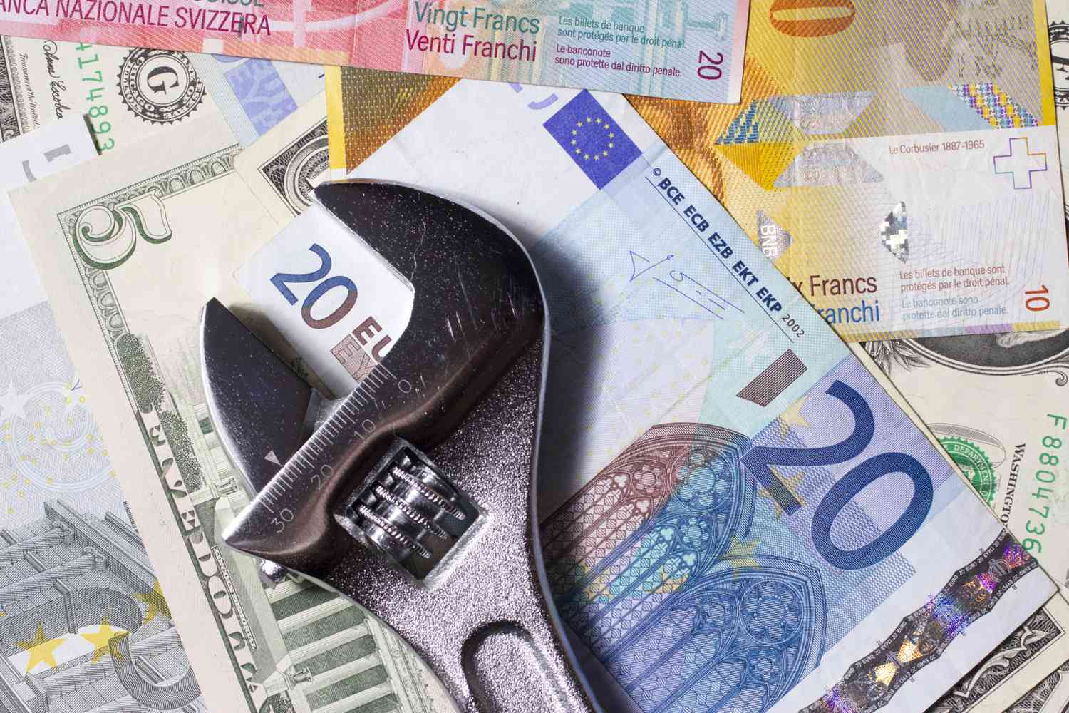Buy USD with Trusted Currency Exchange Experts | Danesh Exchange